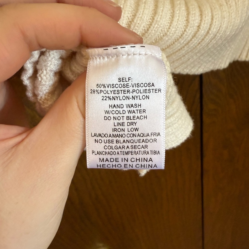 3 for $15 Women's White Twist Front Ribbed Top Knit Ribbed Bralette Vacation - Picture 5 of 6